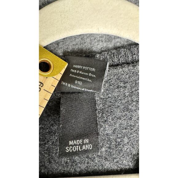 HARRY POTTER Wizarding World V Neck Black Jacket Cardigan Sweater Size XL - Picture 7 of 11